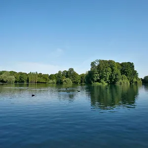 Biederstein Am Englischen Garten Germania